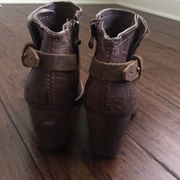 Booties - Picture 3 of 4